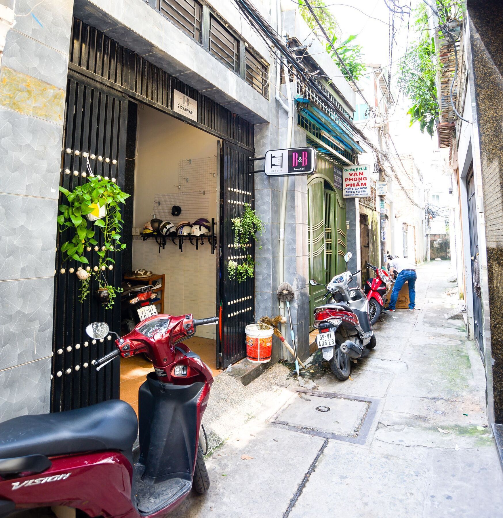 Saigon Hotel *